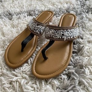 Women’s sandals size 9, NWOT